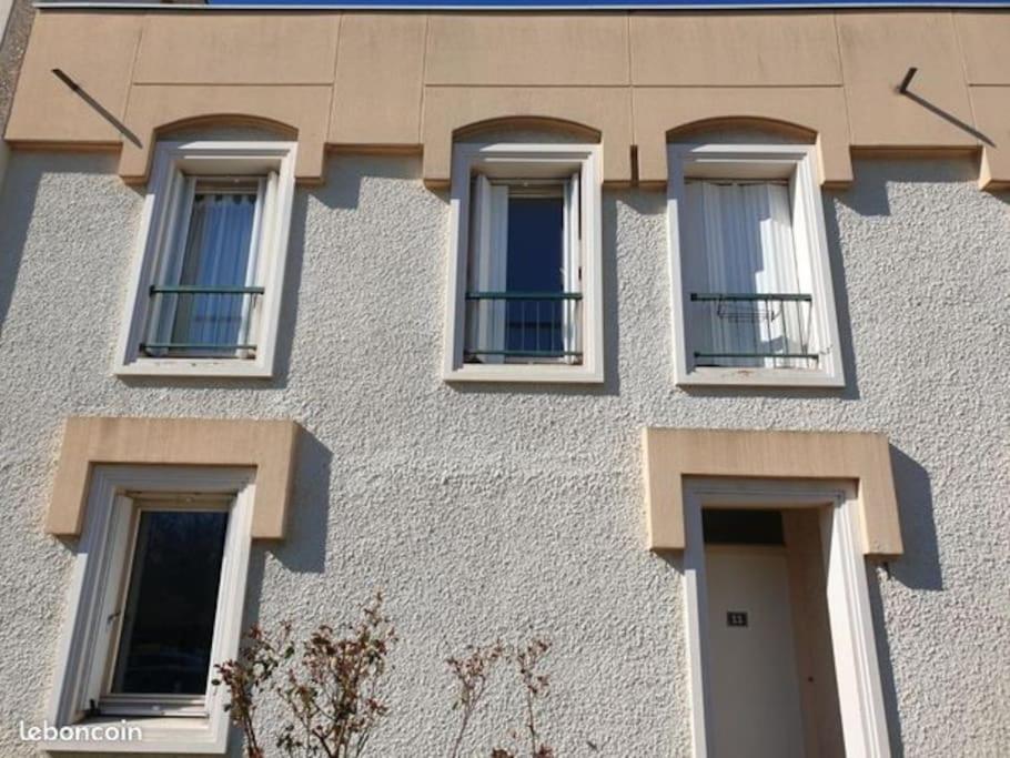 Maison De Ville 102M2 3 Chambres Montigny-le-Bretonneux Extérieur photo